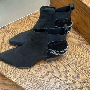 Dolce Vita black leather/fur ankle boots